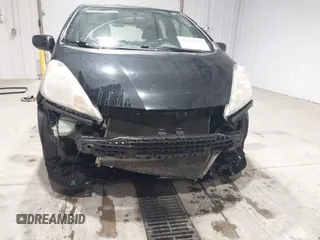 2010 Honda Fit Sport с VIN JHMGE8H48AC007735, выставлен на аукционе IAAI как лот 42314822 с пробегом Не указан миль и . История ставок и продаж доступна на DreamBid. Изображение 6.