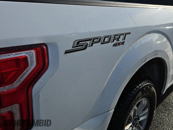 2018 Ford F-150 XL with VIN 1FTEX1EP2JFD30637, listed as a IAAI auction lot 42127555 with 159,367 mi miles. Bid and sale history available at carsss.com. Image 1.