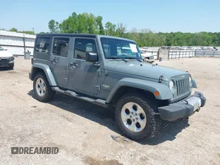 2014 Jeep Wrangler Unlimited Sahara с VIN 1C4BJWEG5EL326980, выставлен на аукционе IAAI как лот 42031659 с пробегом 116 181 миль миль и . История ставок и продаж доступна на DreamBid. Изображение 1.