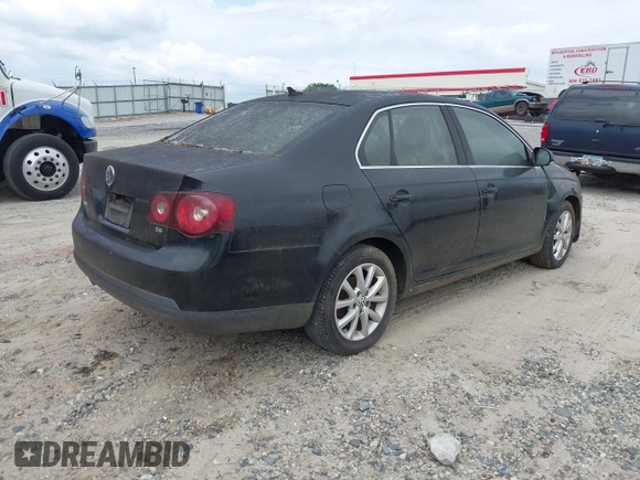 2010 Volkswagen Jetta Limited Edition with VIN 3VWRZ7AJ5AM015232, listed as a IAAI auction lot 42784607 with Not provided miles and . Bid and sale history available at DreamBid. Image 4.
