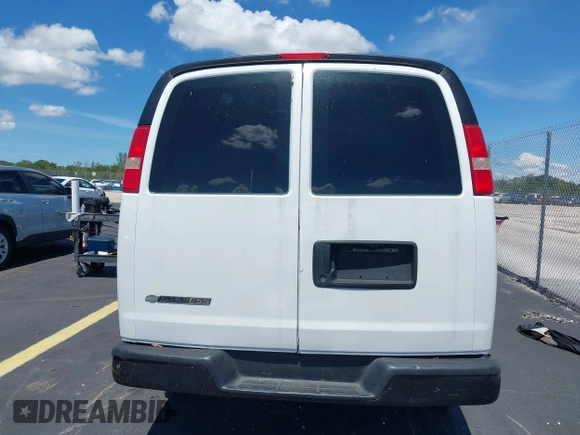 2012 Chevrolet Express Cargo z VIN 1GCWGFCA1C1144412, wystawiony jako IAAI lot #42792791 z przebiegiem 182 242 mil mil oraz . Historia ofert i sprzedaży dostępna na DreamBid. Obrazek 16.