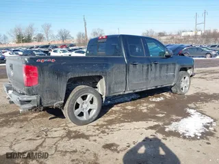 2017 Chevrolet Silverado 1500 LT with VIN 1GCVKREC5HZ285423, listed as a IAAI auction lot 41411392 with 174,759 mi miles. Bid and sale history available at carsss.com. Image 4.