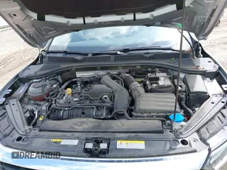 2024 Volkswagen Jetta SE z VIN 3VW7M7BU9RM012652, wystawiony jako IAAI lot #41911472 z przebiegiem 47 151 mil mil oraz . Historia ofert i sprzedaży dostępna na DreamBid. Obrazek 10.