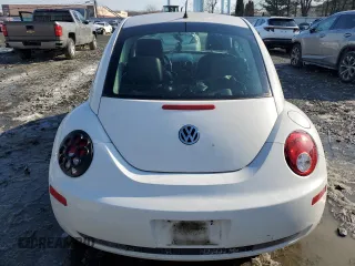 2009 Volkswagen New Beetle Coupe S with VIN 3VWPW31C39M512494, listed as a Copart auction lot 42221465 with 168,850 mi miles and Salvage Title. Bid and sale history available at carsss.com. Image 6.