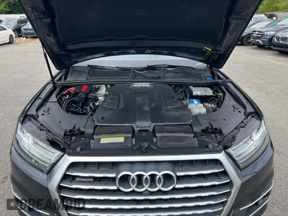 2017 Audi Q7 Premium Plus with VIN WA1LAAF75HD036771, listed as a Copart auction lot 57857695 with 147,461 mi miles and Clean title. Bid and sale history available at DreamBid. Image 8.