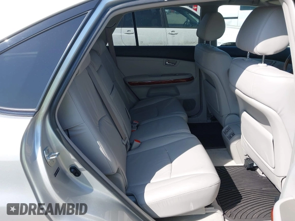 2007 Lexus RX 350 with VIN 2T2HK31U37C028032, listed as a IAAI auction lot 42117631 with 142,430 mi miles. Bid and sale history available at carsss.com. Image 8.