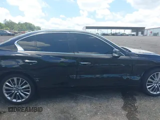 2018 Infiniti Q50 Luxe z VIN JN1EV7AP3JM356824, wystawiony jako IAAI lot #42233119 z przebiegiem 172 183 mil mil oraz . Historia ofert i sprzedaży dostępna na DreamBid. Obrazek 13.