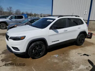 2023 Jeep Cherokee Altitude Lux z VIN 1C4PJMMB2PD107052, wystawiony jako Copart lot #50895975 z przebiegiem 26 847 mil mil oraz Szkoda całkowita • Salvage title. Historia ofert i sprzedaży dostępna na DreamBid. Obrazek 1.