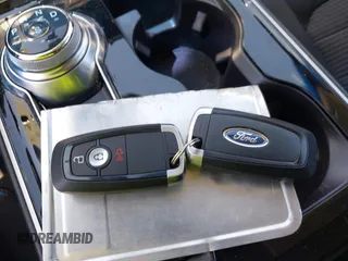 2019 Ford Edge SEL с VIN 2FMPK4J9XKBC63929, выставлен на аукционе IAAI как лот 42561065 с пробегом 86 710 миль миль и . История ставок и продаж доступна на DreamBid. Изображение 11.