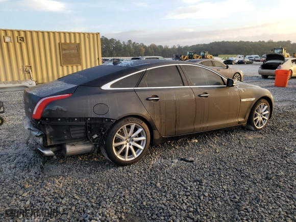 2013 Jaguar XJ with VIN SAJWJ1CD2D8V47727, listed as a Copart auction lot 78682164 with NaN miles and Salvage Title. Bid and sale history available at carsss.com. Image 3.