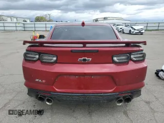 2023 Chevrolet Camaro ZL1 z VIN 1G1FK1R62P0159798, wystawiony jako Copart lot #47663395 z przebiegiem 8856 mil mil oraz Tytuł czysty. Historia ofert i sprzedaży dostępna na DreamBid. Obrazek 6.