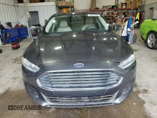 2015 Ford Fusion SE z VIN 3FA6P0H7XFR151594, wystawiony jako Copart lot #44697805 z przebiegiem 150 861 mil mil oraz Szkoda całkowita • Salvage title. Historia ofert i sprzedaży dostępna na DreamBid. Obrazek 5.