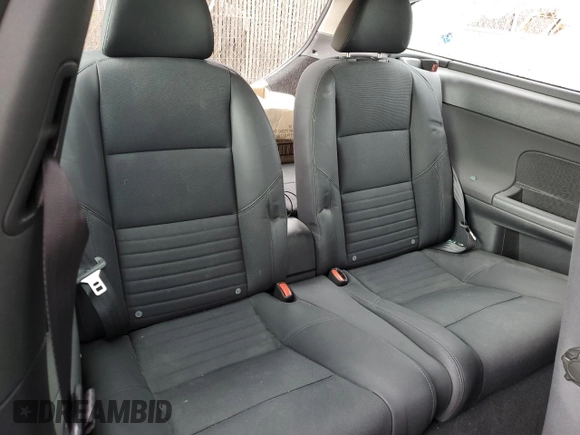 2009 Volvo C30 z VIN YV1MK672992145569, wystawiony jako Copart lot #68282304 z przebiegiem 93 414 mil mil oraz Czysty tytuł • Clean title. Historia ofert i sprzedaży dostępna na DreamBid. Obrazek 10.
