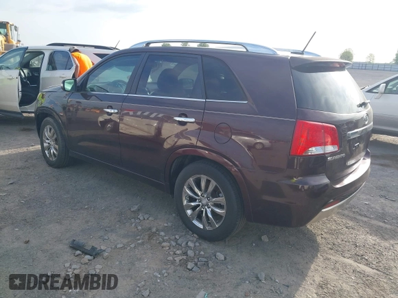 2011 Kia Sorento SX with VIN 5XYKW4A28BG127753, listed as a IAAI auction lot 42033754 with 163,470 mi miles. Bid and sale history available at carsss.com. Image 3.