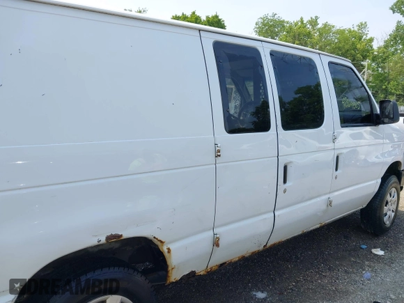 2008 Ford Econoline Cargo Commercial with VIN 1FTNE14W48DA33339, listed as a IAAI auction lot 42469025 with 362,936 mi miles and . Bid and sale history available at DreamBid. Image 13.