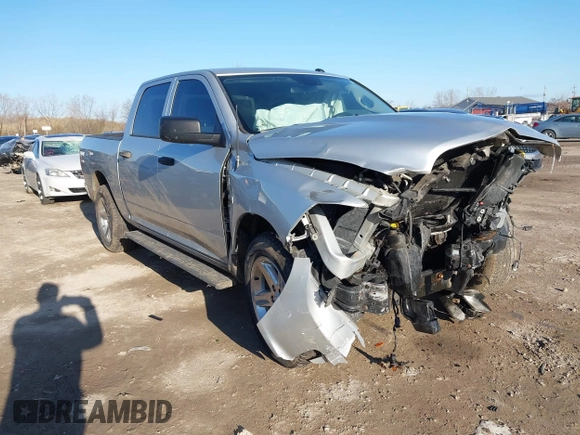 2017 Ram 1500 Express z VIN 3C6RR7KT1HG793157, wystawiony jako IAAI lot #41990661 z przebiegiem 92 038 mil mil oraz . Historia ofert i sprzedaży dostępna na DreamBid. Obrazek 1.