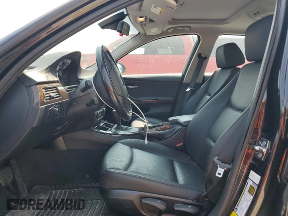 2008 BMW 3 Series 328xi with VIN WBAVC735X8KX91177, listed as a Copart auction lot 57224785 with 124,699 mi miles and Clean title. Bid and sale history available at DreamBid. Image 7.