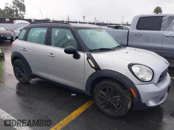 2015 MINI Countryman with VIN WMWZB3C52FWR45805, listed as a IAAI auction lot 41784638 with 41,204 mi miles and . Bid and sale history available at DreamBid. Image 1.