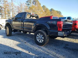 2022 Ford F-350 XL z VIN 1FTRF3BT7NEE37504, wystawiony jako Copart lot #84522084 z przebiegiem 43 443 mil mil oraz Szkoda całkowita • Salvage title. Historia ofert i sprzedaży dostępna na DreamBid. Obrazek 2.