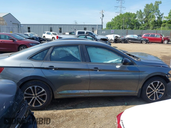 2024 Volkswagen Jetta Sport with VIN 3VWBM7BU2RM084111, listed as a IAAI auction lot 42532212 with 4,435 mi miles and . Bid and sale history available at DreamBid. Image 14.