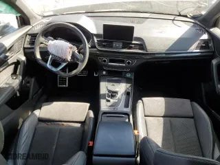 2020 Audi SQ5 Premium Plus with VIN WA1B4AFYXL2039715, listed as a Copart auction lot 46145635 with 0 mi miles and Salvage Title. Bid and sale history available at carsss.com. Image 8.
