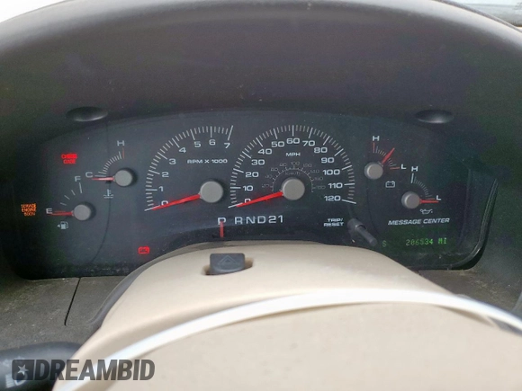 2004 Ford Expedition Eddie Bauer z VIN 1FMPU17L24LB21282, wystawiony jako Copart lot #47621325 z przebiegiem 206 534 mil mil oraz Czysty tytuł • Clean title. Historia ofert i sprzedaży dostępna na DreamBid. Obrazek 9.