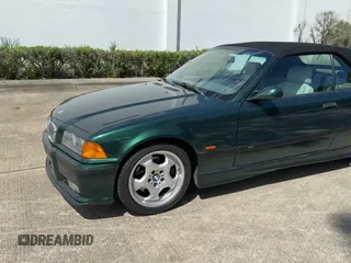 1998 BMW 3 Series M3 z VIN WBSBK0333WEC39722, wystawiony jako Copart lot #80940285 z przebiegiem 117 399 mil mil oraz Czysty tytuł • Clean title. Historia ofert i sprzedaży dostępna na DreamBid. Obrazek 11.