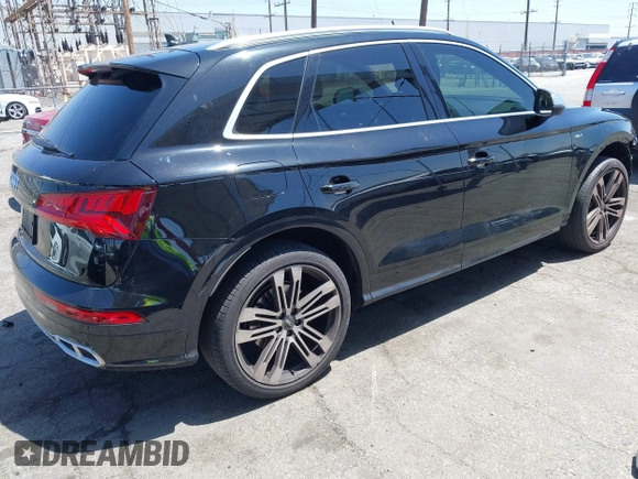 2018 Audi SQ5 Premium Plus z VIN WA1A4AFY1J2008989, wystawiony jako IAAI lot #42249709 z przebiegiem 82 188 mil mil oraz . Historia ofert i sprzedaży dostępna na DreamBid. Obrazek 4.