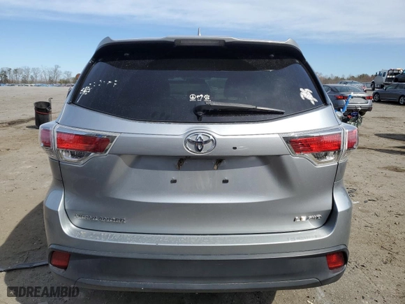 2016 Toyota Highlander LE with VIN 5TDBKRFH4GS285510, listed as a Copart auction lot 48464045 with 106,744 mi miles and Salvage Title. Bid and sale history available at carsss.com. Image 6.