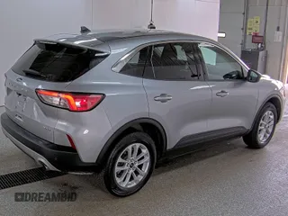 2022 Ford Escape SE with VIN 1FMCU9G65NUB32764, listed as a IAAI auction lot 42806882 with 81,565 mi miles and . Bid and sale history available at DreamBid. Image 3.