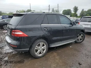 2015 Mercedes-Benz M 350 z VIN 4JGDA5HB7FA450096, wystawiony jako Copart lot #58029775 z przebiegiem 124 230 mil mil oraz Szkoda całkowita • Salvage title. Historia ofert i sprzedaży dostępna na DreamBid. Obrazek 3.