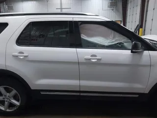 2016 Ford Explorer XLT z VIN 1FM5K8D88GGA95967, wystawiony jako IAAI lot #41758697 z przebiegiem 146 908 mil mil oraz . Historia ofert i sprzedaży dostępna na DreamBid. Obrazek 13.