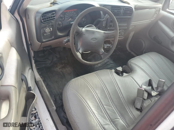 1998 Chevrolet S-10 with VIN 1GCCS14X5WK171392, listed as a Copart auction lot 53386355 with 111,554 mi miles and Clean Title. Bid and sale history available at carsss.com. Image 8.