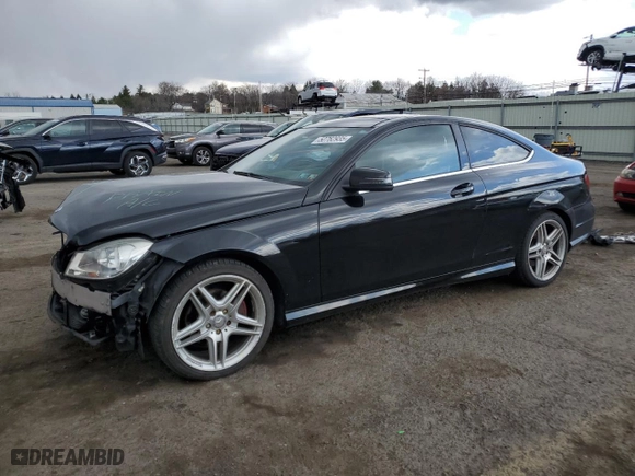2013 Mercedes-Benz C-Class C 250 with VIN WDDGJ4HB3DG031478, listed as a Copart auction lot 50762935 with 121,000 mi miles and Salvage Title. Bid and sale history available at carsss.com. Image 1.