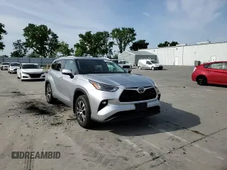 2022 Toyota Highlander XLE z VIN 5TDHZRBH9NS587335, wystawiony jako Copart lot #53280485 z przebiegiem 19 605 mil mil oraz Szkoda całkowita • Salvage title. Historia ofert i sprzedaży dostępna na DreamBid. Obrazek 11.