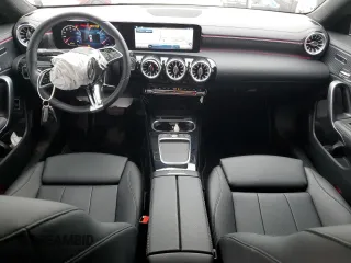 2024 Mercedes-Benz CLA 250 z VIN W1K5J4GB7RN468802, wystawiony jako Copart lot #59939375 z przebiegiem 7 665 mil mil oraz Szkoda całkowita • Salvage title. Historia ofert i sprzedaży dostępna na DreamBid. Obrazek 8.