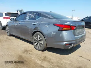 2021 Nissan Altima SV with VIN 1N4BL4DV1MN310265, listed as a IAAI auction lot 42083601 with 37,709 mi miles and . Bid and sale history available at carsss.com. Image 3.
