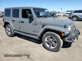 2020 Jeep Wrangler Unlimited Sahara with VIN 1C4HJXEG2LW329752, listed as a Copart auction lot 68563674 with 40,922 mi miles and Salvage Title. Bid and sale history available at carsss.com. Image 4.