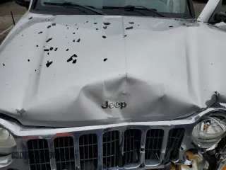 2005 Jeep Liberty Limited z VIN 1J4GL58K15W650799, wystawiony jako Copart lot #56036635 z przebiegiem 147 321 mil mil oraz Szkoda całkowita • Salvage title. Historia ofert i sprzedaży dostępna na DreamBid. Obrazek 12.