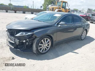 2015 Lincoln MKZ with VIN 3LN6L2G95FR620154, listed as a IAAI auction lot 42257441 with 89,022 mi miles and . Bid and sale history available at DreamBid. Image 2.