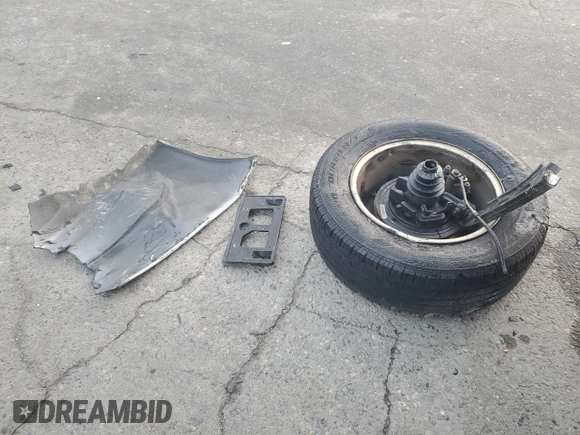2004 Ford Explorer XLT с VIN 1FMZU63E74ZB29517, выставлен на аукционе Copart как лот 82702564 с пробегом 110 876 миль миль и Списание • Salvage title. История ставок и продаж доступна на DreamBid. Изображение 13.
