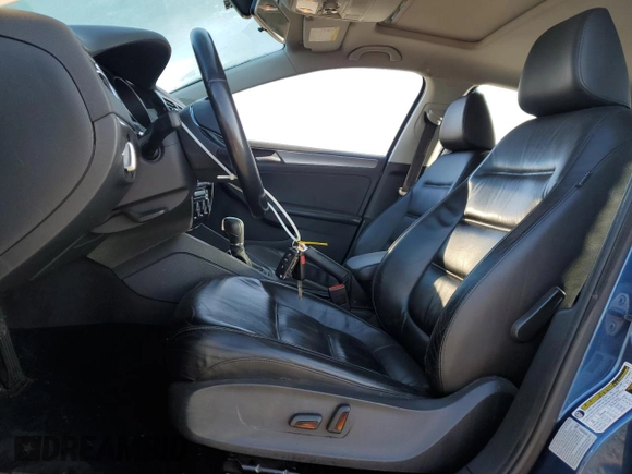 2017 Volkswagen Jetta SEL with VIN 3VWL17AJ6HM402590, listed as a Copart auction lot 54750005 with 60,509 mi miles and Salvage title. Bid and sale history available at DreamBid. Image 7.