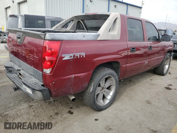 2004 Chevrolet Avalanche z VIN 3GNEC12T64G306638, wystawiony jako Copart lot #43089325 z przebiegiem 237 211 mil mil oraz Szkoda całkowita • Salvage title. Historia ofert i sprzedaży dostępna na DreamBid. Obrazek 3.