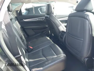 2018 Cadillac XT5 Luxury FWD with VIN 1GYKNCRS4JZ133643, listed as a IAAI auction lot 41916134 with 68,005 mi miles and . Bid and sale history available at carsss.com. Image 8.