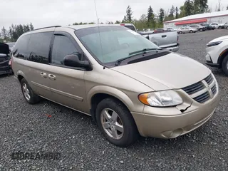 2007 Dodge Grand Caravan SXT with VIN 2D4GP44L57R344920, listed as a IAAI auction lot 42135210 with 154,208 mi miles and . Bid and sale history available at DreamBid. Image 1.