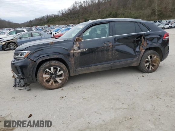 2023 Volkswagen Atlas SE with VIN 1V2LC2CA4PC227994, listed as a Copart auction lot 82517774 with 22,375 mi miles and Salvage title. Bid and sale history available at DreamBid. Image 1.