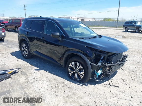2021 Nissan Rogue SV z VIN 5N1AT3BB3MC808550, wystawiony jako IAAI lot #42177517 z przebiegiem 97 319 mil mil oraz . Historia ofert i sprzedaży dostępna na DreamBid. Obrazek 1.