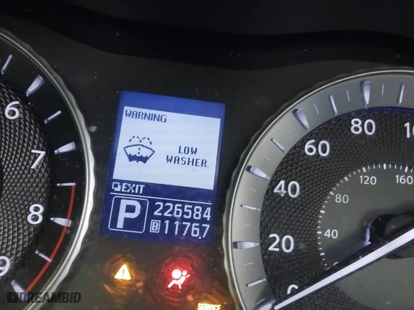 2013 Infiniti M37 with VIN JN1BY1AR6DM602021, listed as a IAAI auction lot 41397484 with 226,584 mi miles. Bid and sale history available at carsss.com. Image 15.