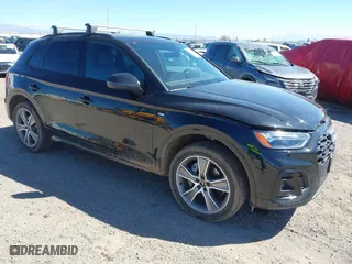 2025 Audi Q5 S line Premium with VIN WA1GAAFY7S2022643, listed as a IAAI auction lot 41881316 with 8,367 mi miles. Bid and sale history available at carsss.com. Image 1.