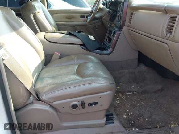 2006 GMC Yukon XL z VIN 1GKFK66U16J136355, wystawiony jako IAAI lot #42479045 z przebiegiem 267 778 mil mil oraz . Historia ofert i sprzedaży dostępna na DreamBid. Obrazek 5.